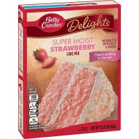 Betty Crocker Super Moist Strawberry Cake Mix 375g